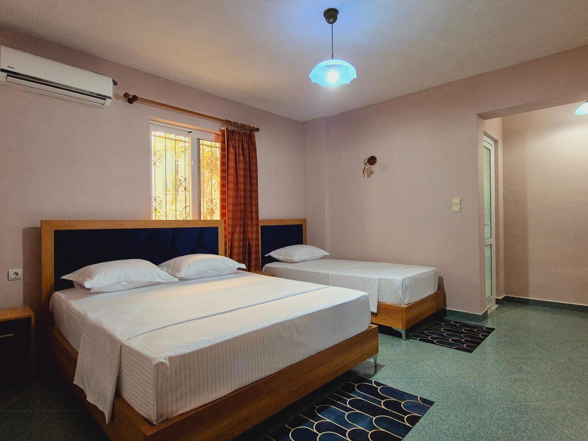 Barca Rooms Sarandë Eksteriør billede