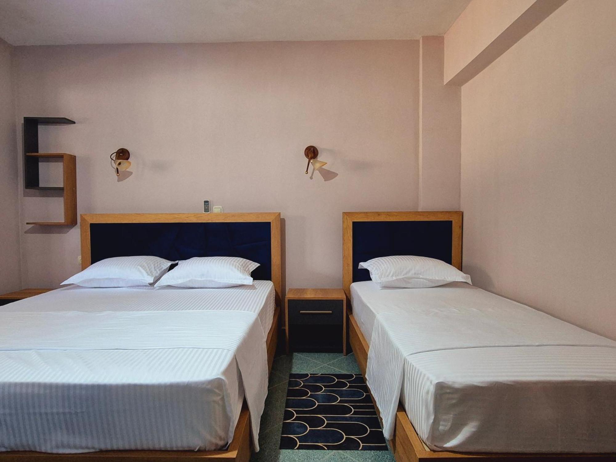 Barca Rooms Sarandë Eksteriør billede